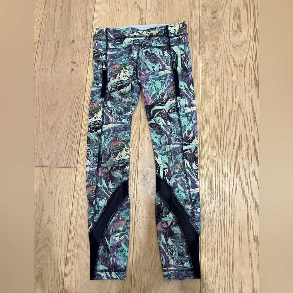 Lululemon Leggings - Size 4 - Fresh In Mesh - Pattern